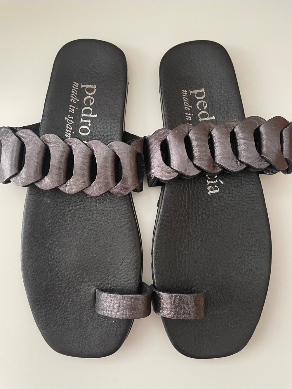 Pedro Garcia Black Leather Slide Sandals with Metallic Chain Strap. NEW WOT.